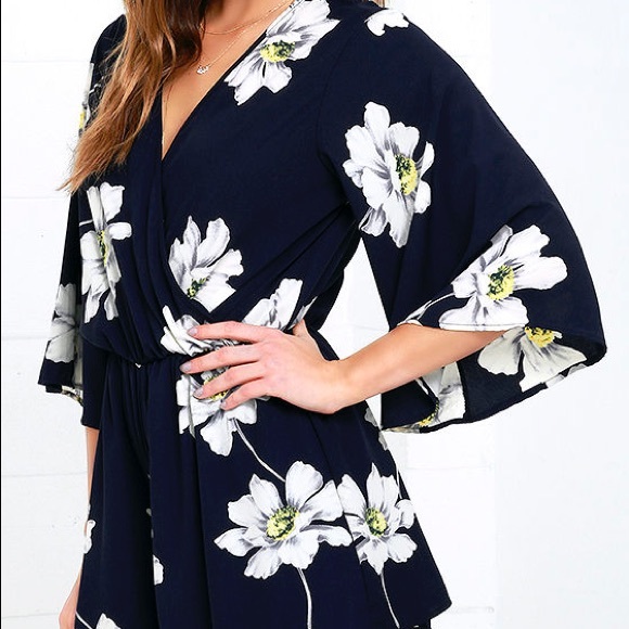 Lulus Flow On Navy Blue Floral Print Romper Medium - Picture 3 of 14